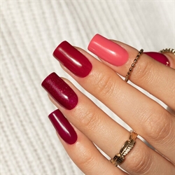 No. 194 Hearts & Kisses Rowanberry Coral, Molly Nails